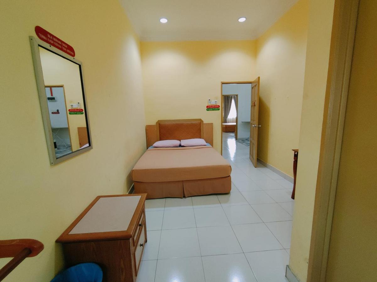 Homestay Roma Suite Куала-Тренгану Екстер'єр фото